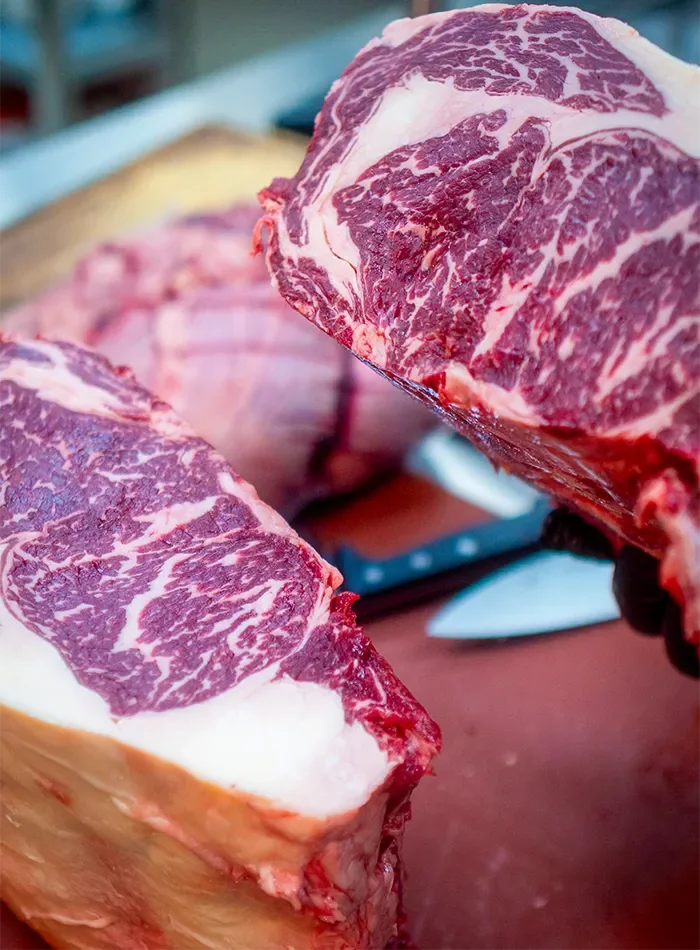 Cortes de vaca madurada en la cocina de Arca de Noé